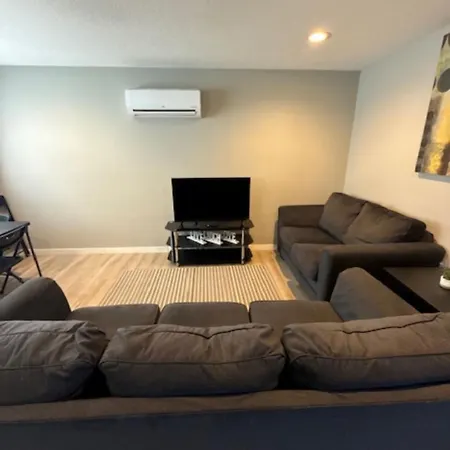 Valley Escape In Quiet Area Neighborhood Spokane Valley Room photo