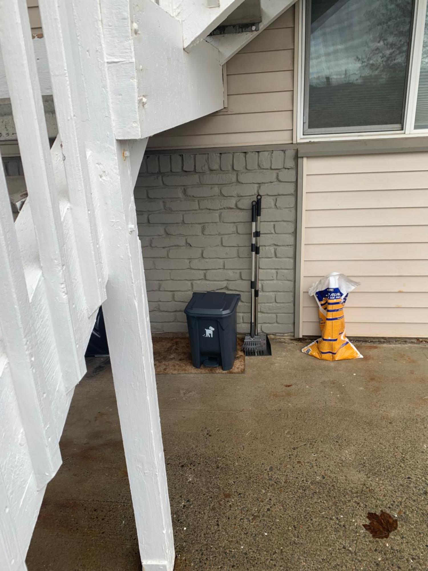 Valley Escape In Quiet Area Neighborhood Apartment Spokane Valley